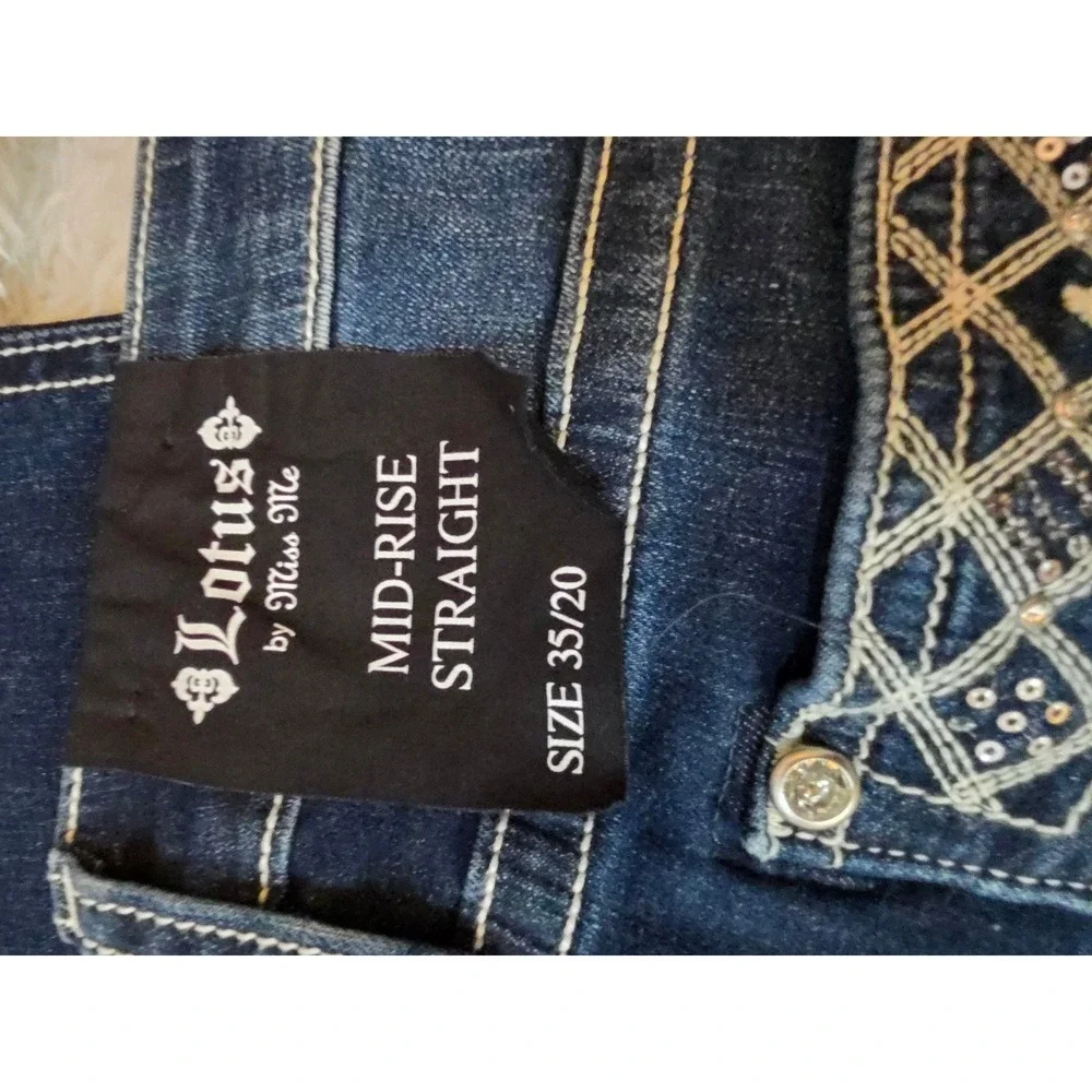 NWT Lotus by Miss Me Mid Rise Straight Embellished Jeans Size 35 / 20 Plus Size